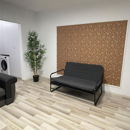 Grove Apartment Μπουζάου Εξωτερικό φωτογραφία